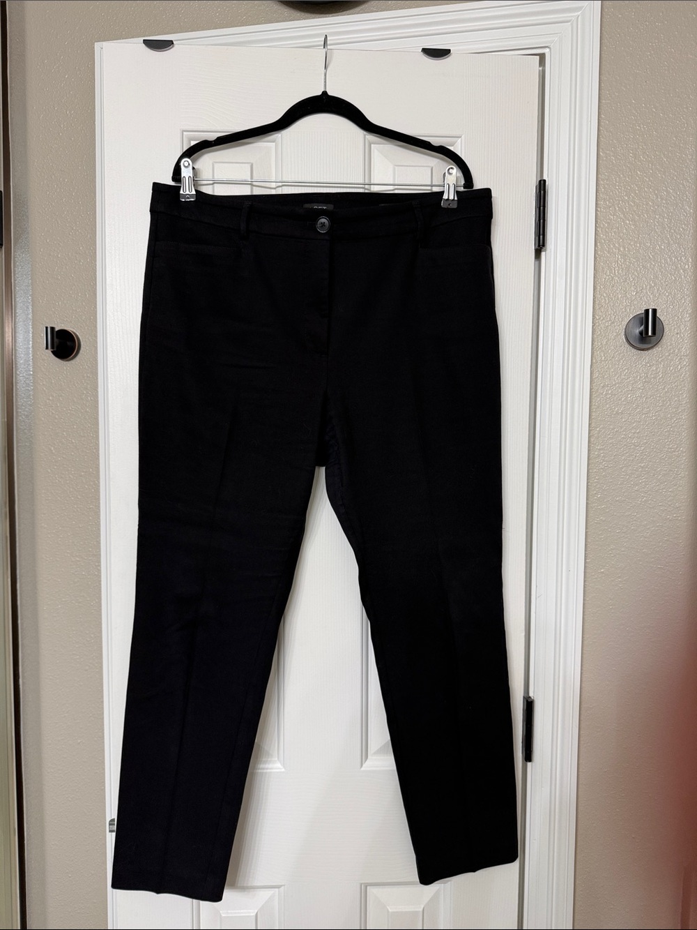 LOFT Black Tailored Pants